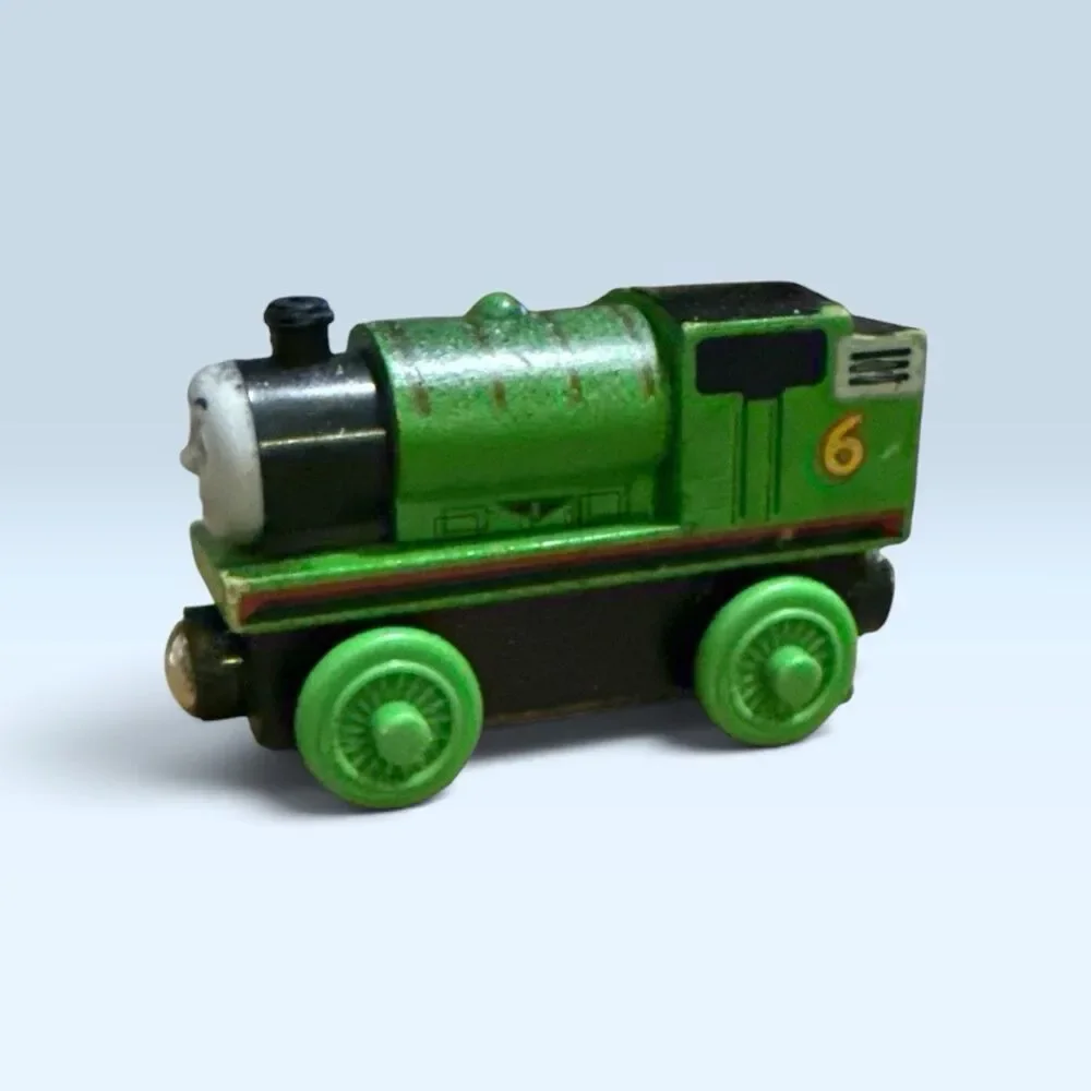 THOMAS THE TRAIN Magnetic Wooden Railway #6 Train PERCY Covered in Dirt
